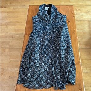 Elegant Black and White Patterned Dress